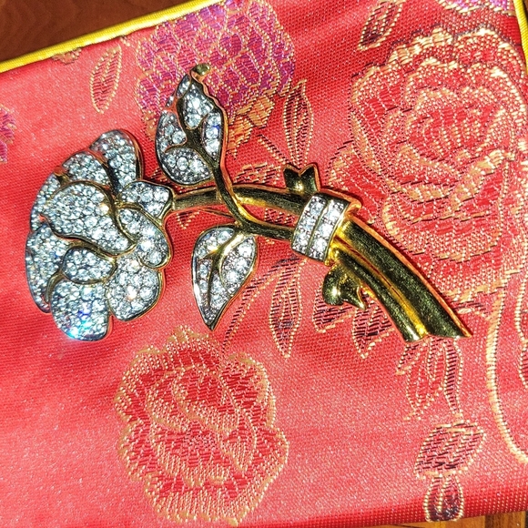 Vintage Nolan Miller Signed Pave Swarovski Crystal Rhinestones, Gold Tone Brooch